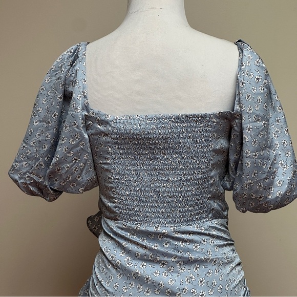 Astr The Label Emma Floral Ruched Bubble Sleeve Midi Dress Blue Size Small - Picture 6 of 15